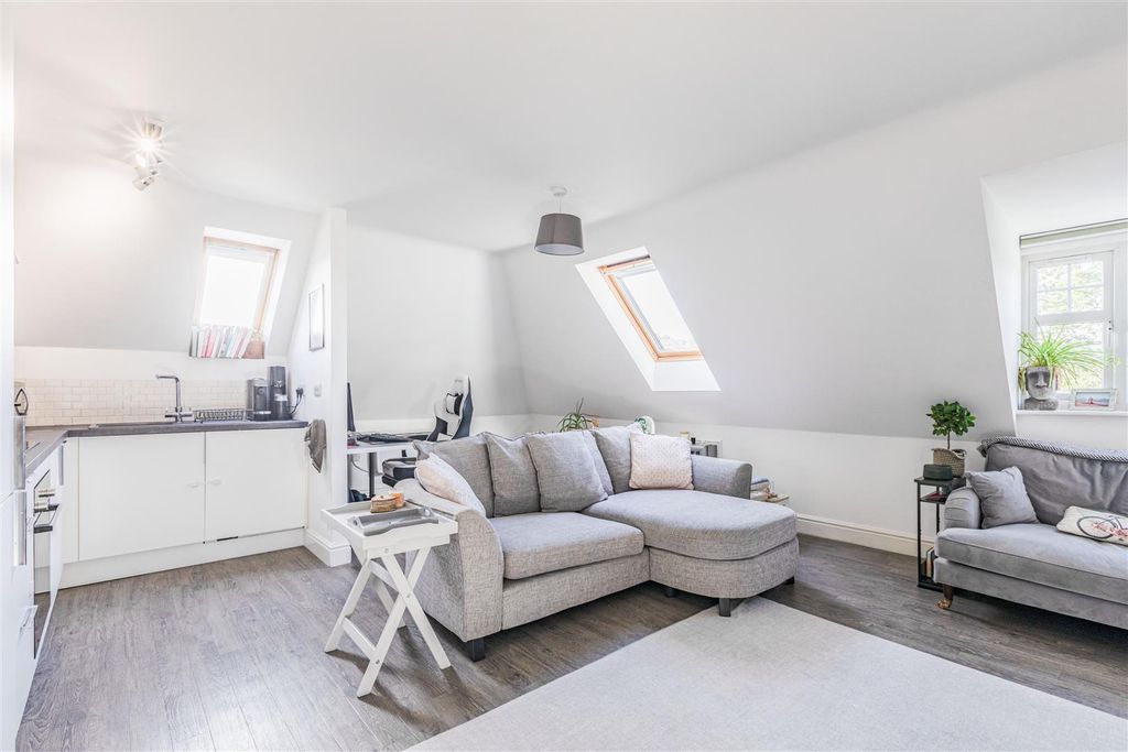 Property photo 2 of 17 Living Room