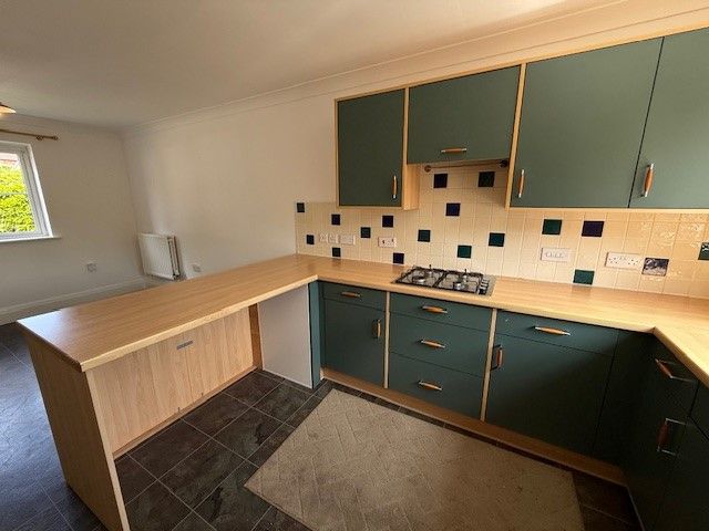 Property photo 3 of 21