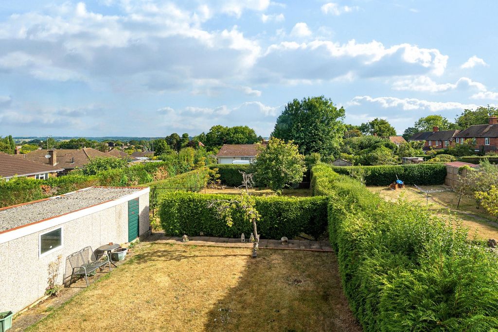 Property photo 2 of 13