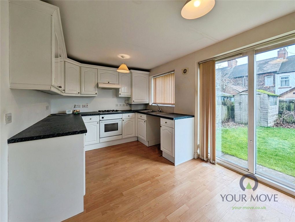 Property photo 3 of 11 Dining Kitchen