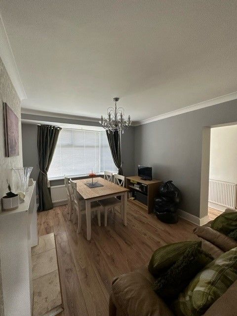 Property photo 2 of 7 Dining Room