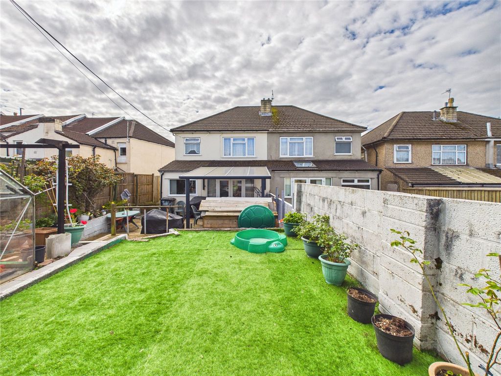 Property photo 1 of 18 Picture No. 22