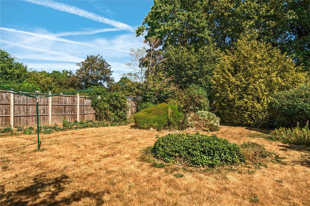 Property photo 3 of 4 Picture No. 04