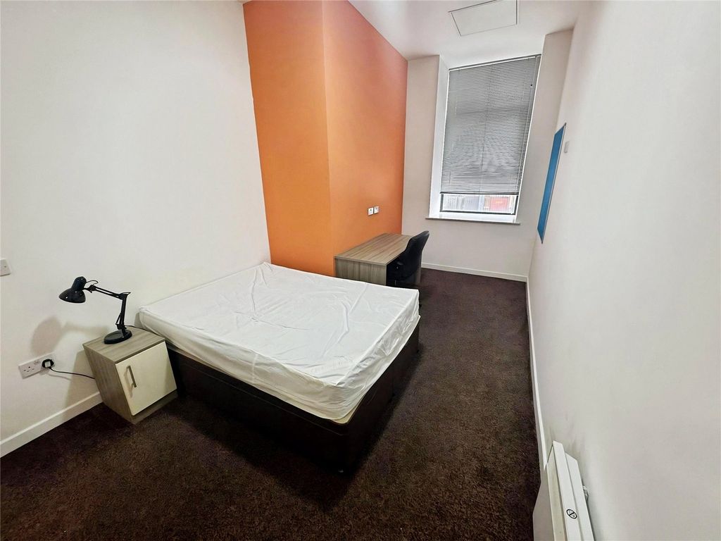 Property photo 2 of 4 Picture No. 13