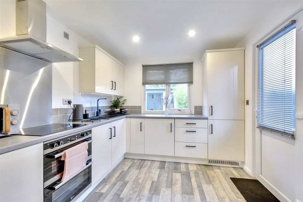 Property photo 3 of 29 Kitchen_1.Jpeg