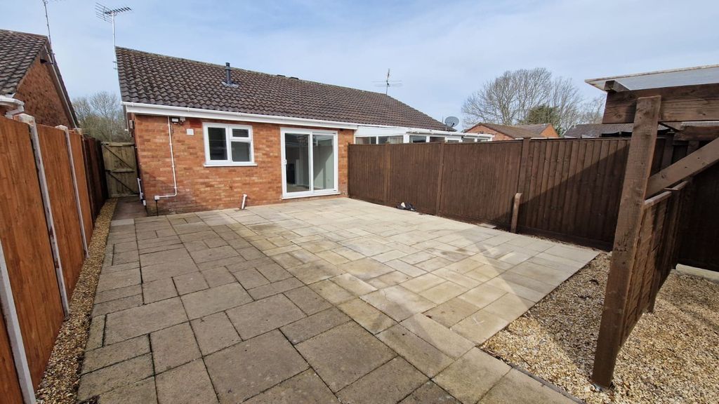 Property photo 1 of 11 Garden
