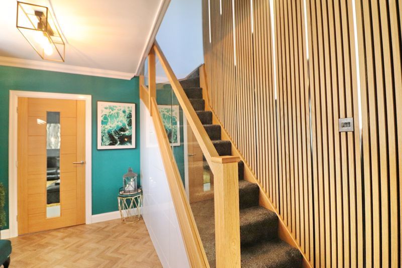 Property photo 2 of 52 Hallway