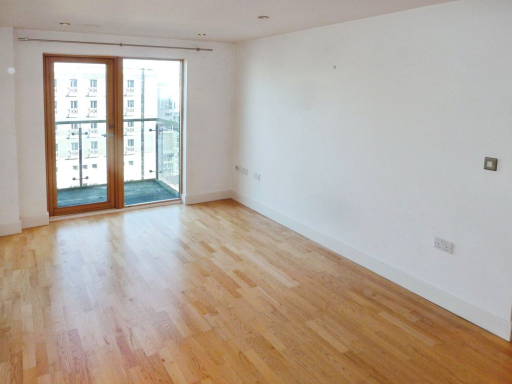 Property photo 1 of 5 Picture No. 08