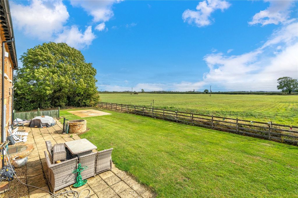 Property photo 2 of 20 Picture No. 06