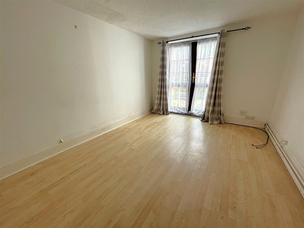 Property photo 3 of 6 2.Jpg