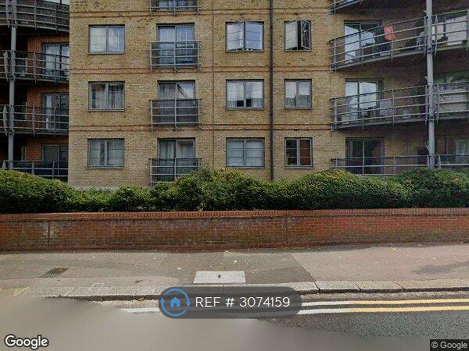 Property photo 1 of 2