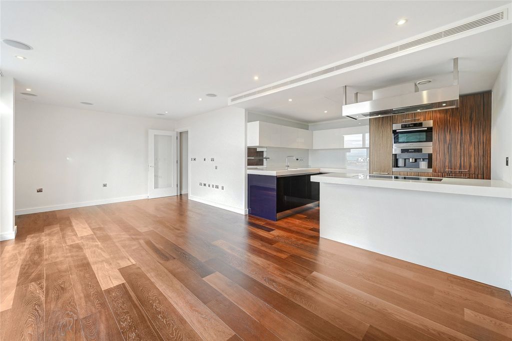 Property photo 3 of 18 Picture No. 08