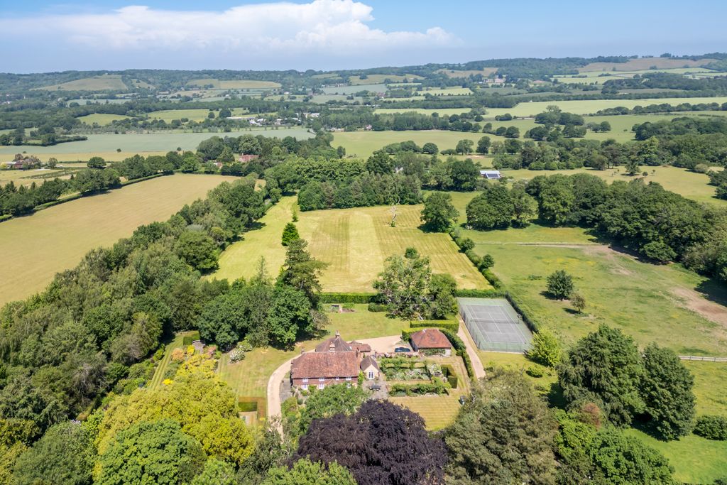 Property photo 1 of 39