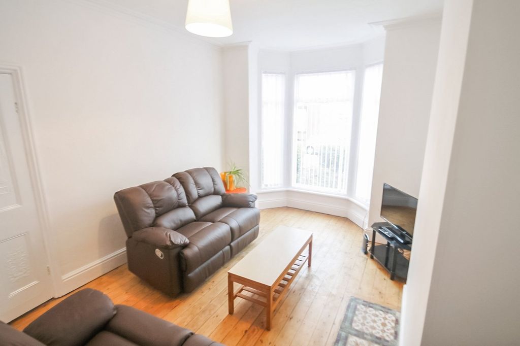 Property photo 1 of 8 Picture No. 09