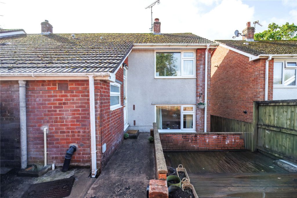 Property photo 1 of 29 Picture No. 04