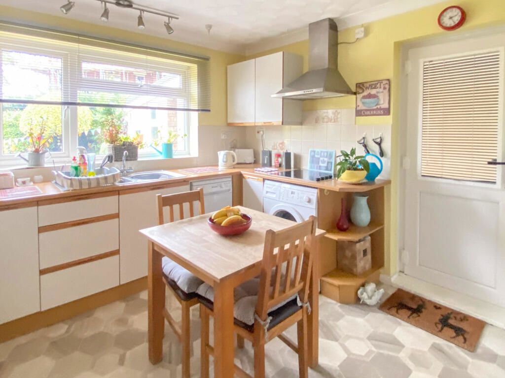 Property photo 3 of 14