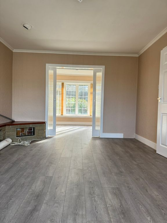 Property photo 3 of 17 Living & Dining