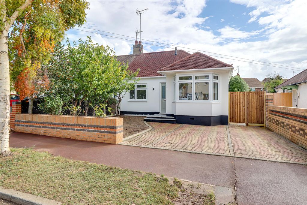 Property photo 1 of 20