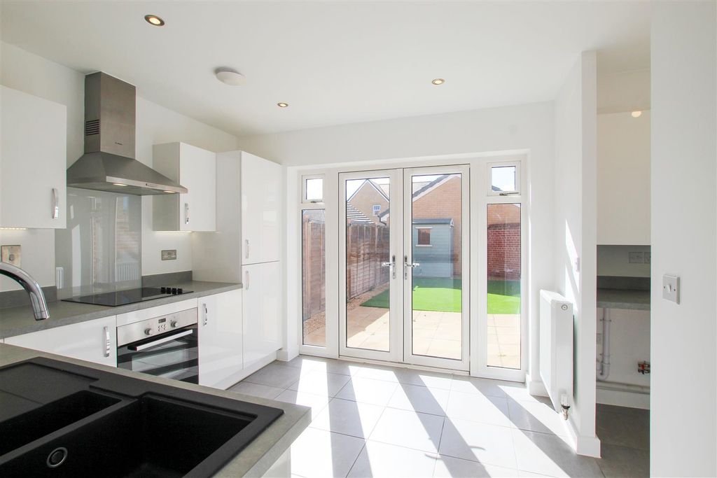 Property photo 2 of 20 Img_8938.Jpg