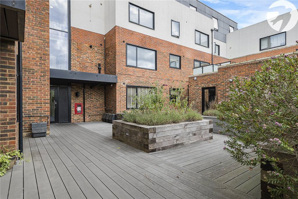 Property photo 2 of 20 Rear External