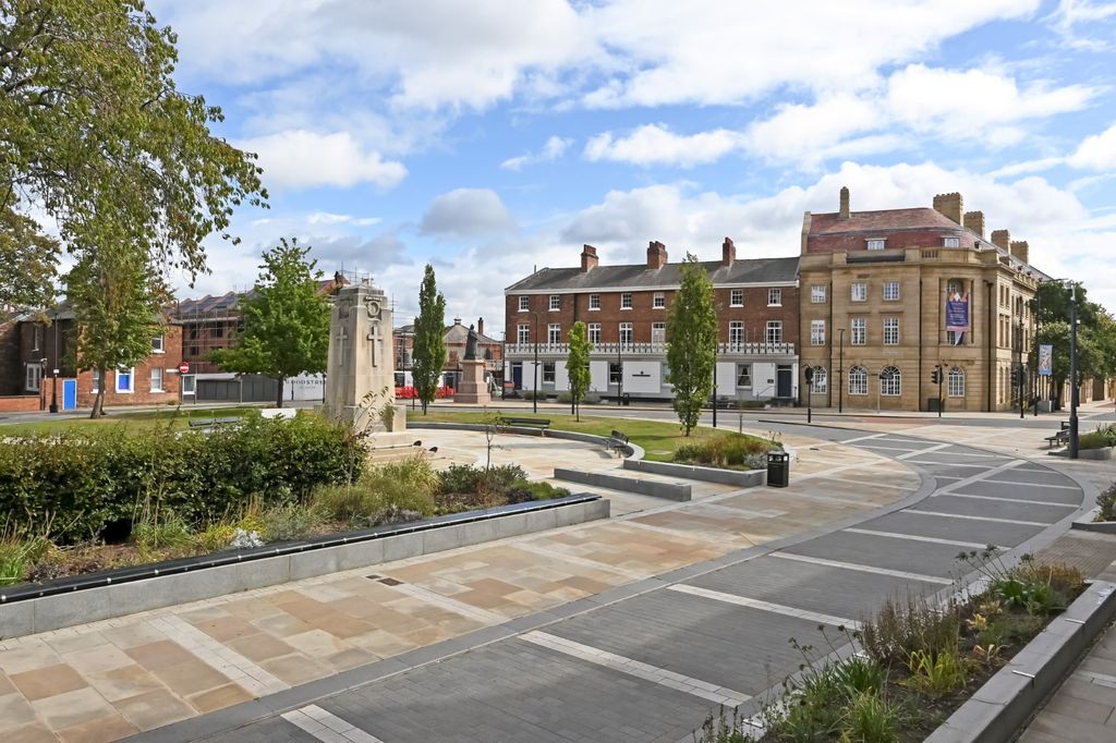 Property photo 3 of 13 Picture No. 14