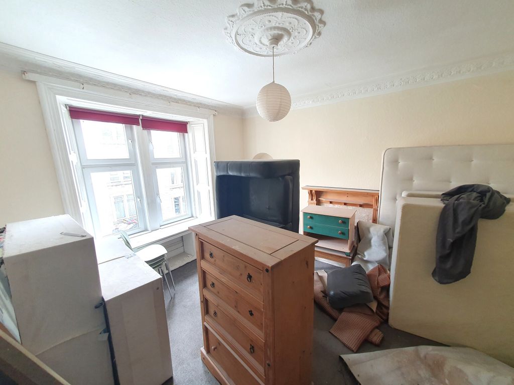 Property photo 2 of 13 2