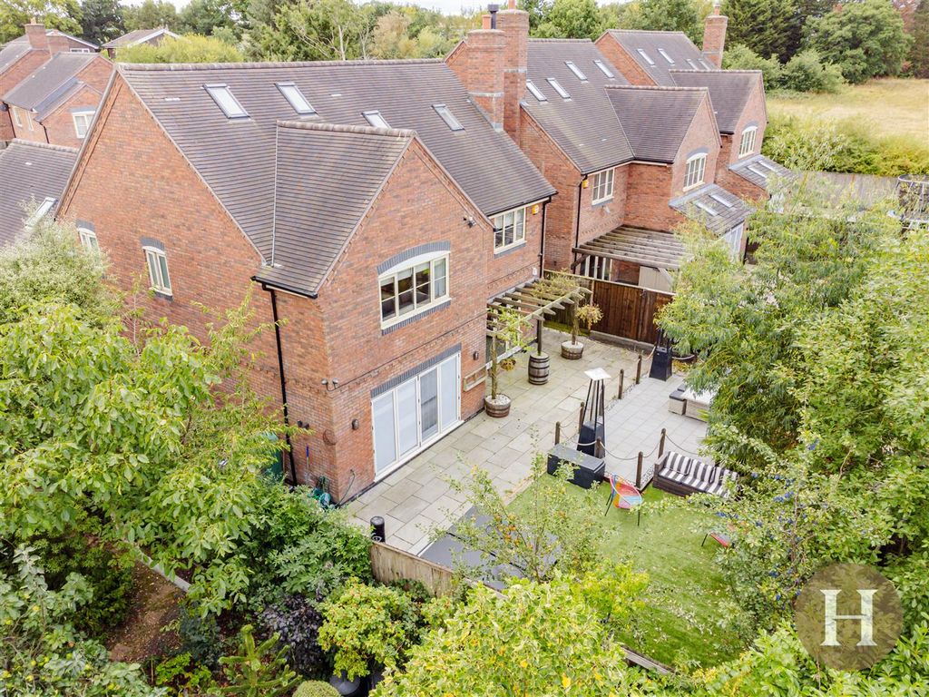 Property photo 3 of 41 Hadleigh Estate Agents-61.Jpg