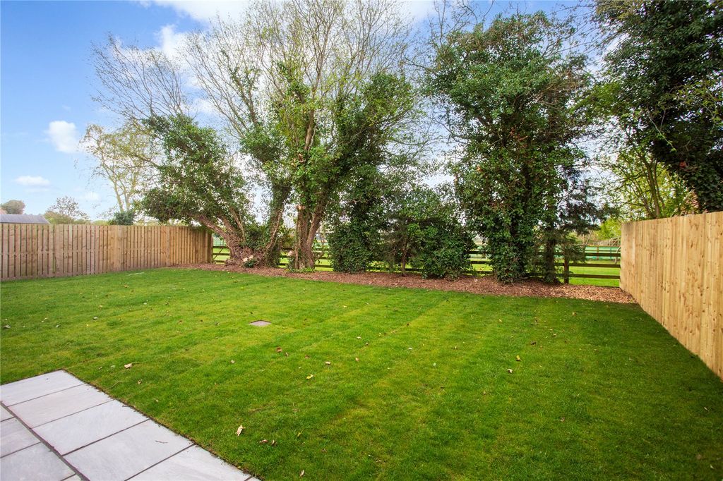 Property photo 3 of 15 Photos