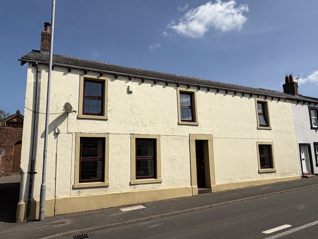 Property photo 1 of 32