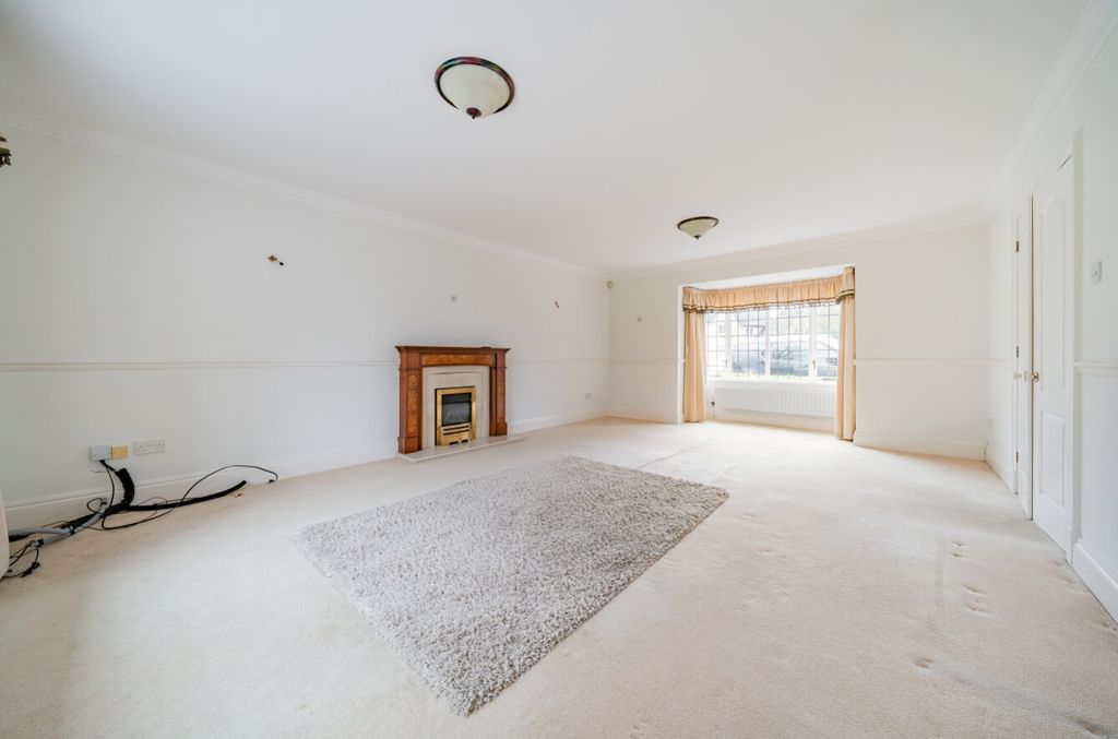 Property photo 3 of 25 1238146 (2)