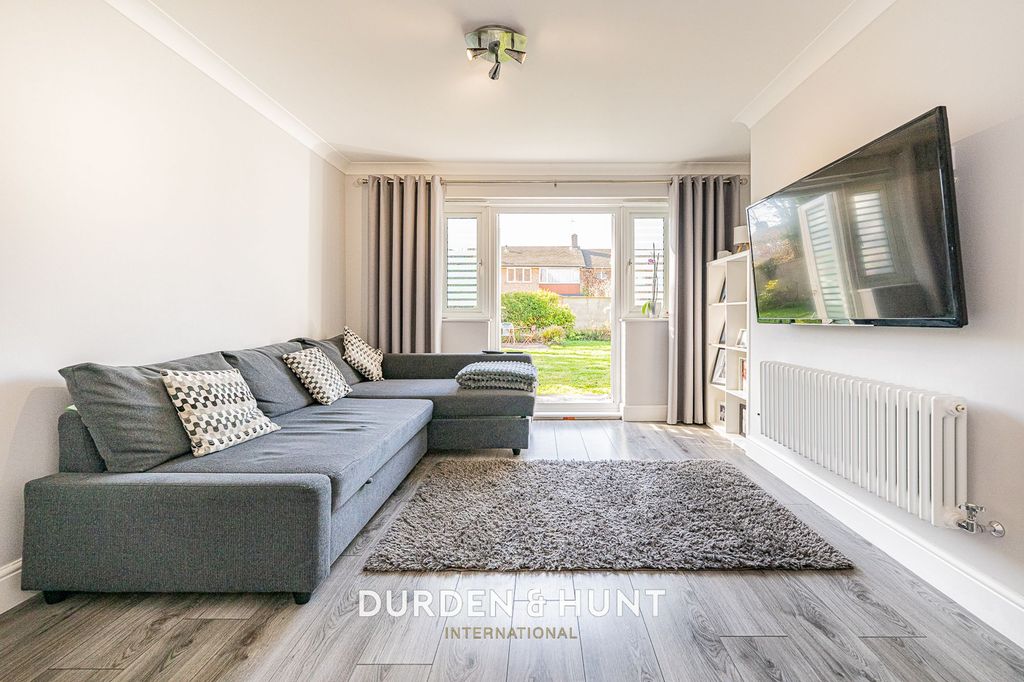 Property photo 3 of 22