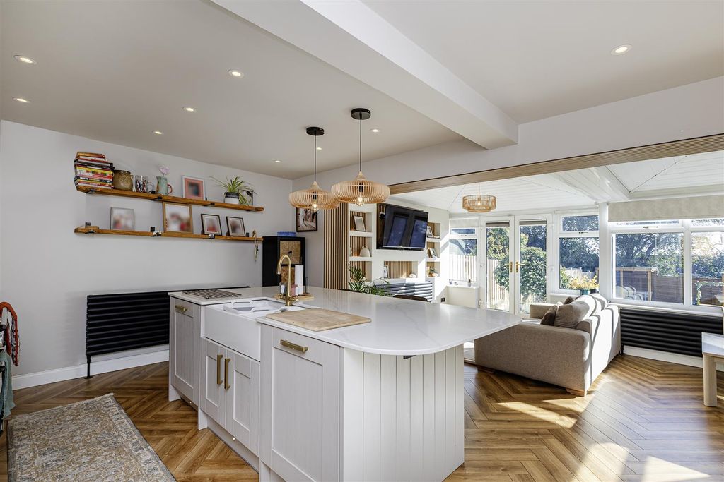 Property photo 2 of 41 Kitchen Diner