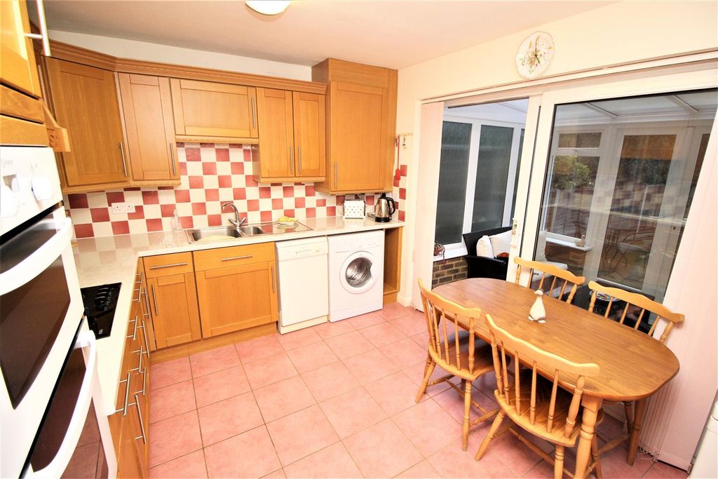 Property photo 2 of 12 Img_8367.Jpg