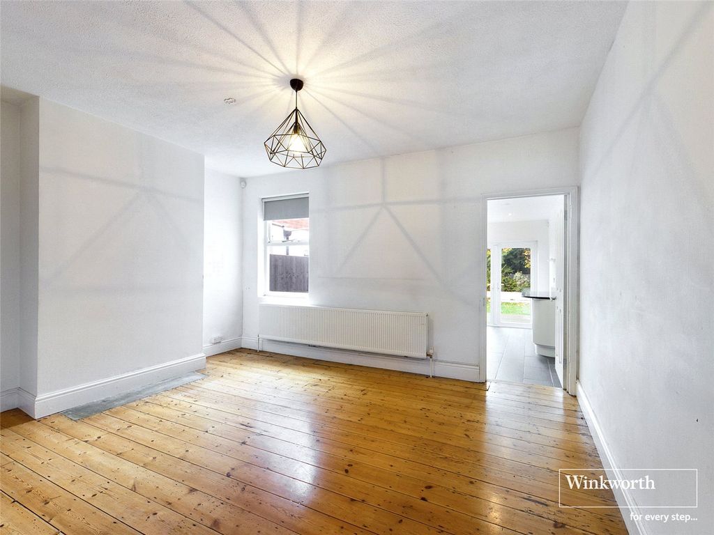 Property photo 3 of 13 Picture No. 21