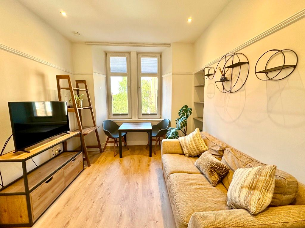 Property photo 2 of 12 Photo 2