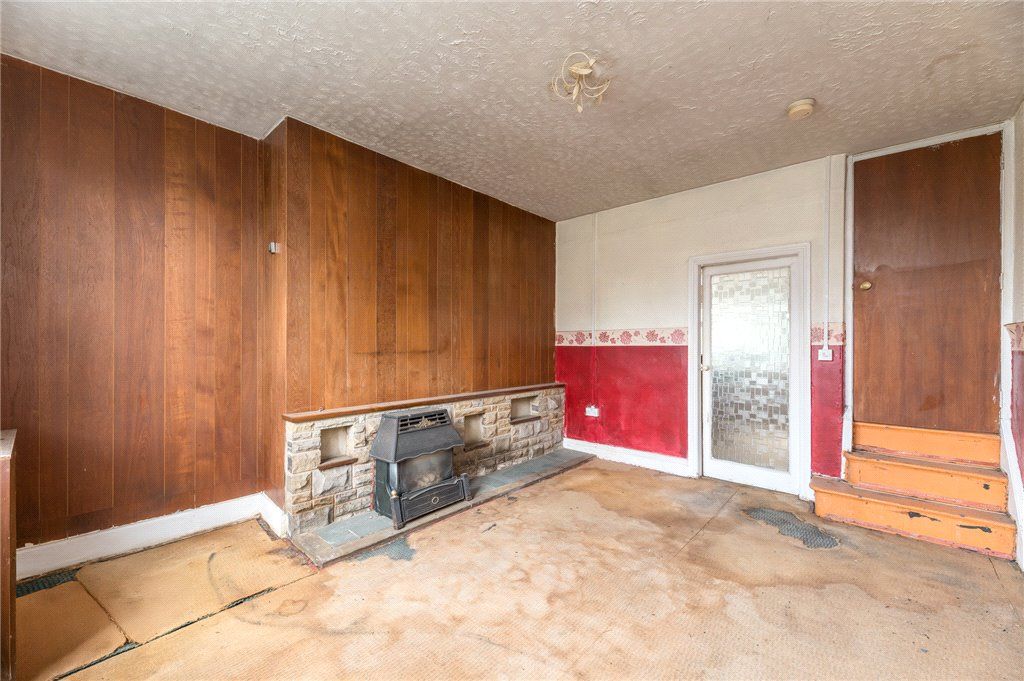 Property photo 3 of 23 Living Room