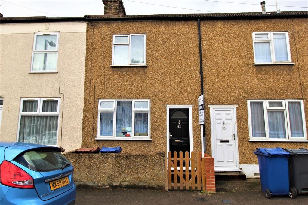 Property photo 2 of 12