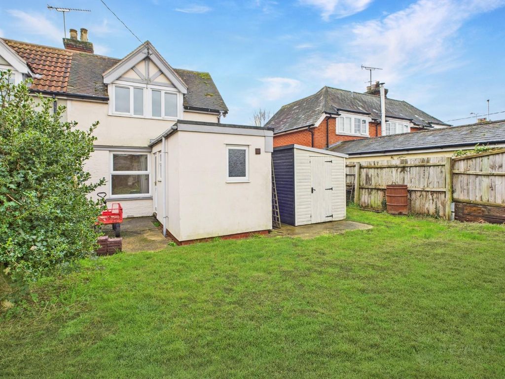 Property photo 2 of 15 Garden (2).Jpg