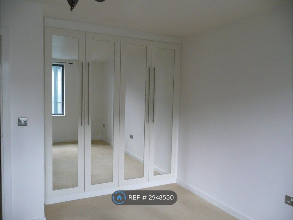 Property photo 3 of 8 Built-In Wardrobe In The Bedroom