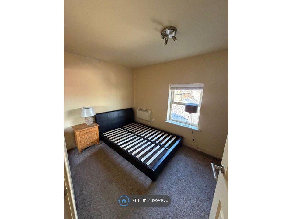 Property photo 3 of 5