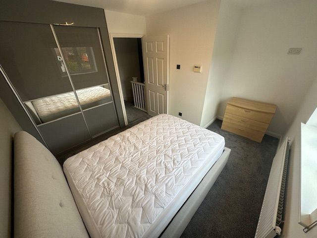 Property photo 3 of 13 Master Bedroom