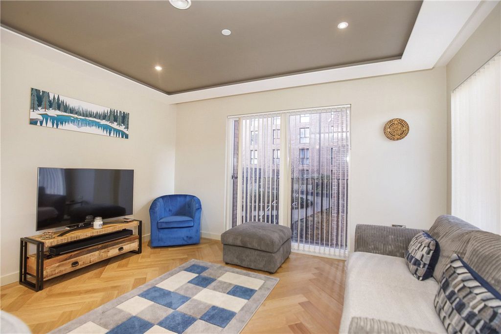 Property photo 2 of 16 Picture No. 05