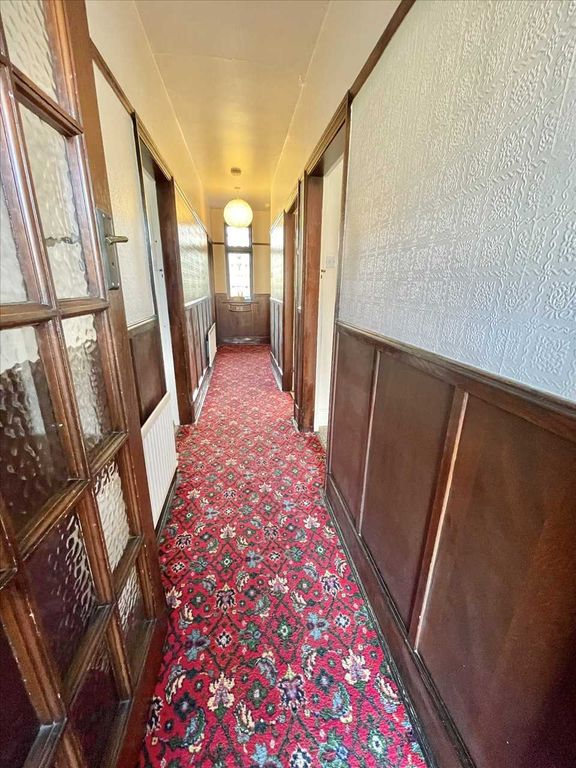 Property photo 2 of 9 Entrance Lobby/Hall