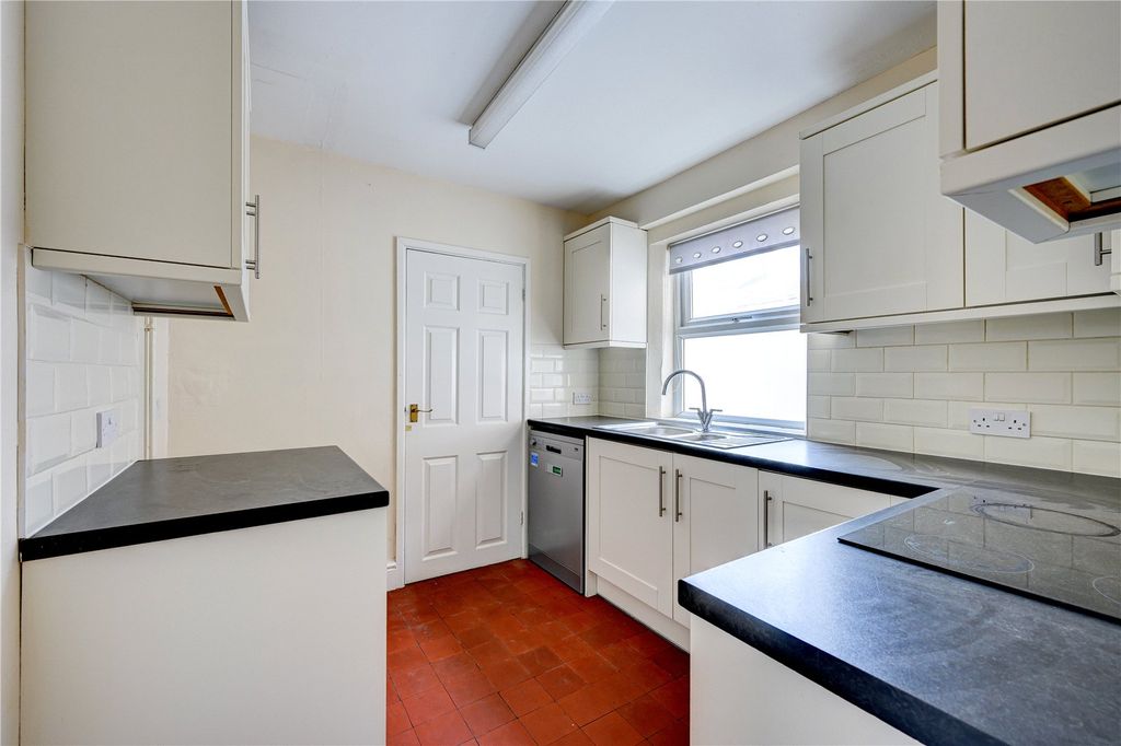 Property photo 2 of 40 Picture No. 55