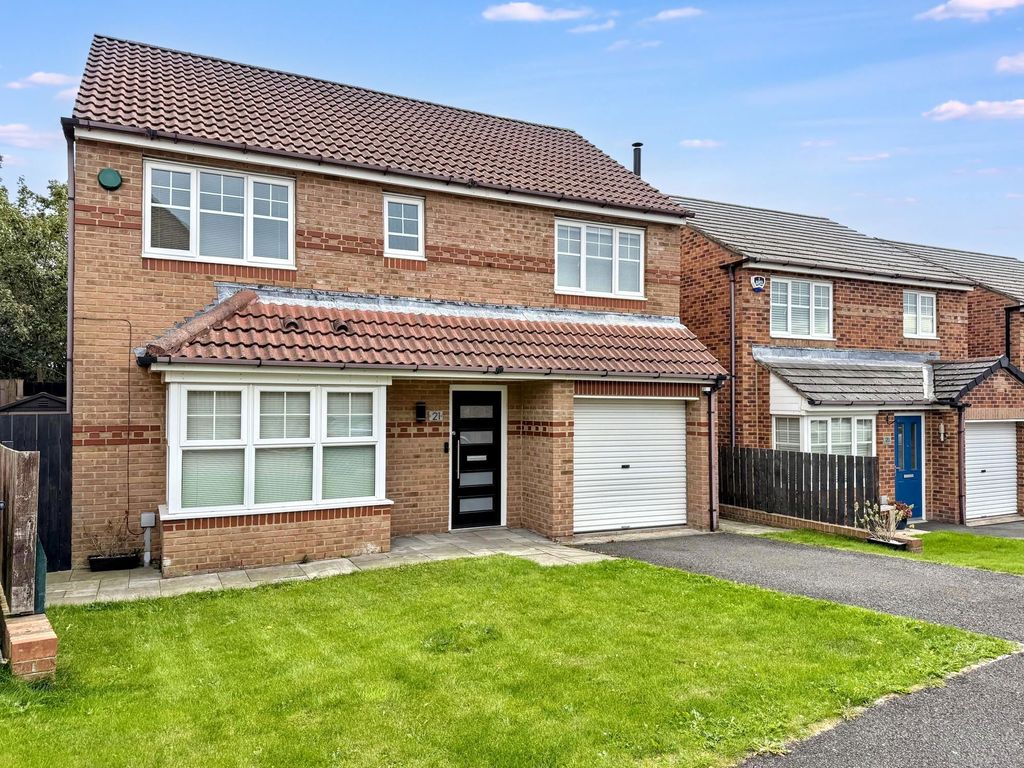 Property photo 1 of 33