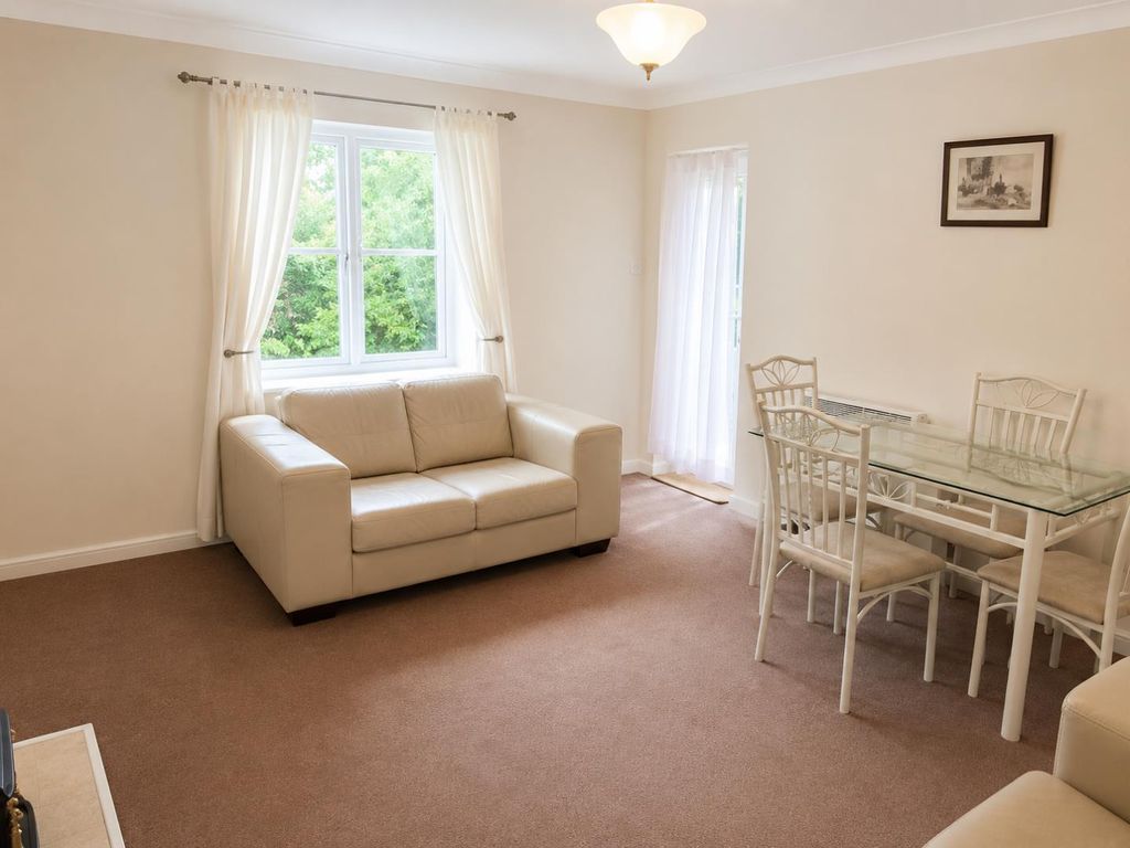 Property photo 3 of 14