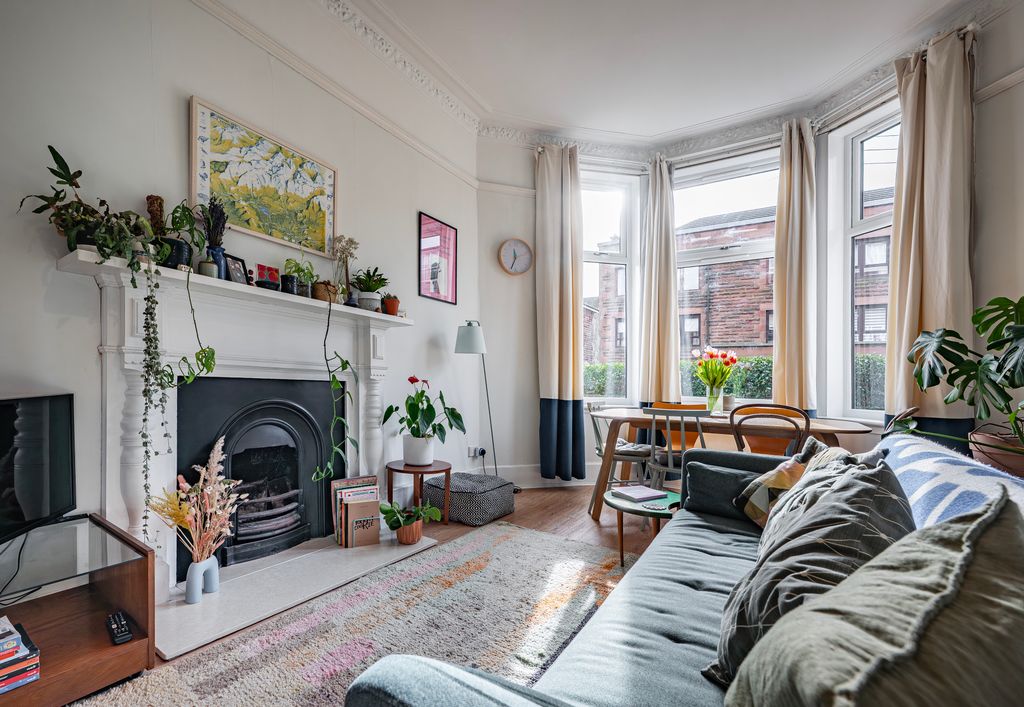 Property photo 3 of 32