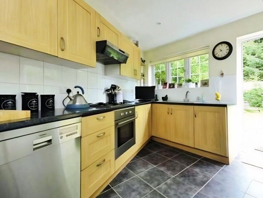 Property photo 2 of 5 Pbox-Img.Jpg