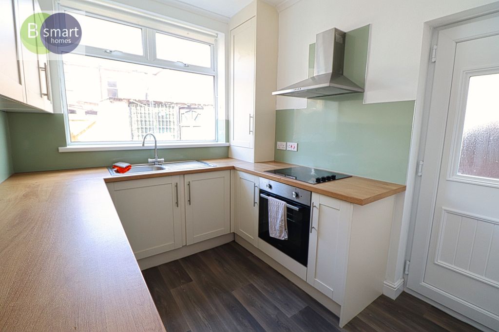Property photo 3 of 9 Img_3159
