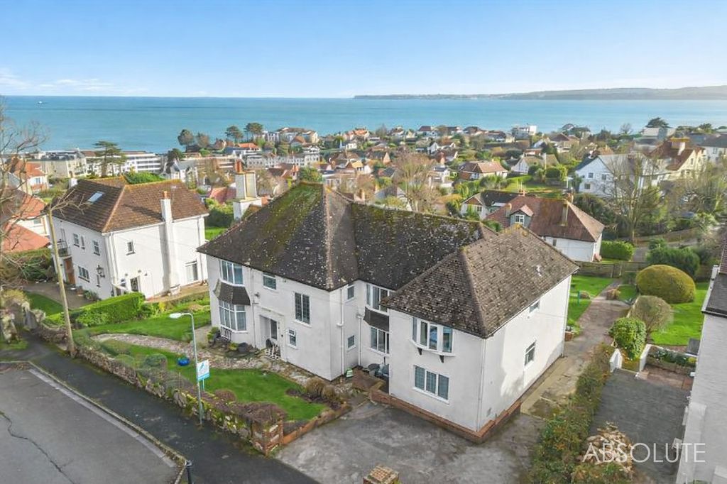 Property photo 1 of 45